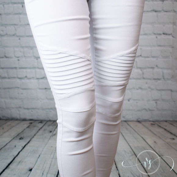 Vanille Style Pants - Restocked!🔃White Moto Jeggings